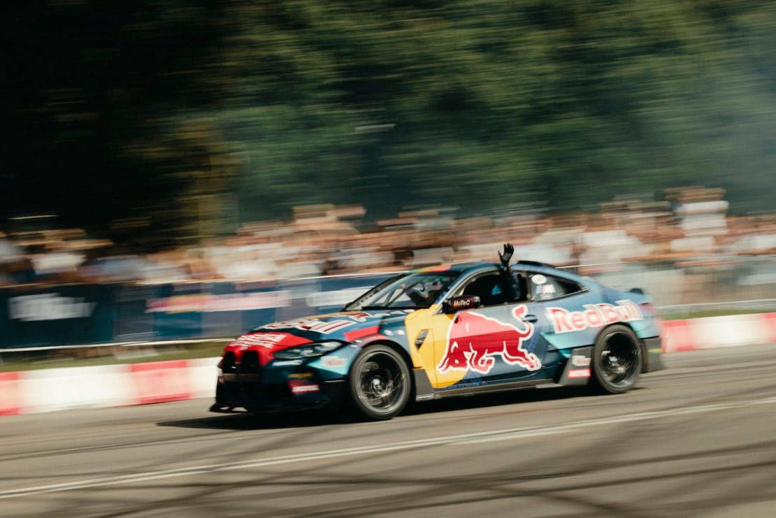 Šovs "Red Bull Showrun" Rīgā.