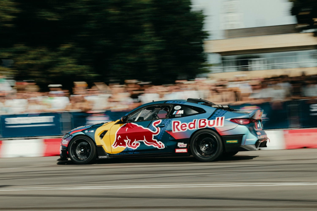 Šovs "Red Bull Showrun" Rīgā.