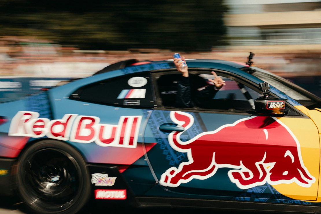 Šovs "Red Bull Showrun" Rīgā.