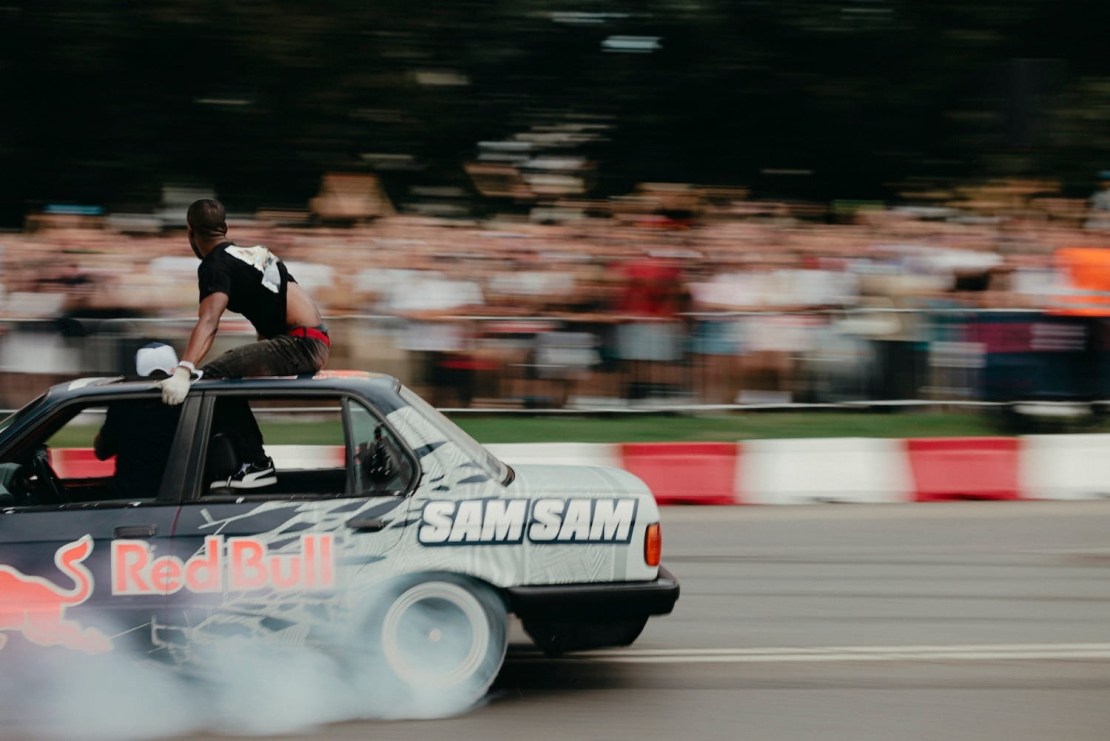 Šovs "Red Bull Showrun" Rīgā.