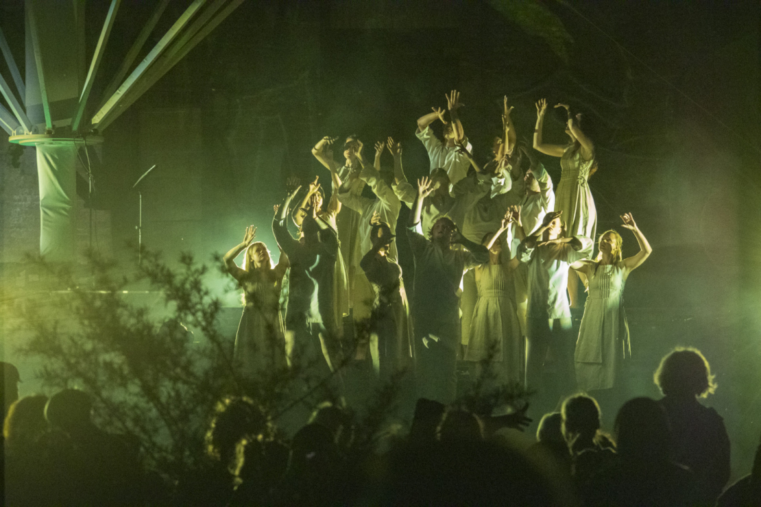 Dabas koncertzāles muzikāli zinātniskā performance "INVASIVUS".