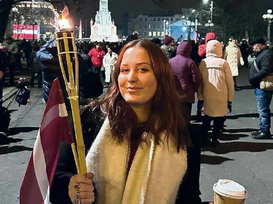 Dārija Gulēna-Taube uzaugusi Kanādā, bet studijas turpināja Latvijā.