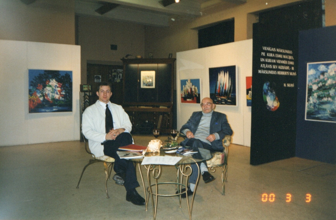 Herberts Siliņš un Toms Zvirbulis. 2000, gada izstāde.