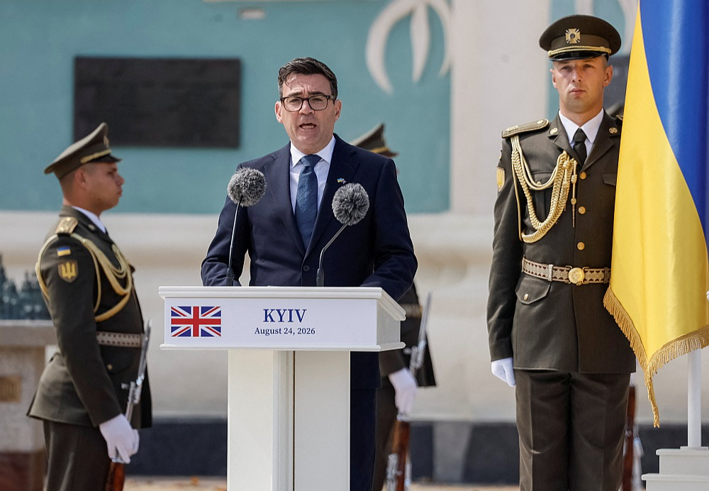 Apvienotās Karalistes premjerministrs Endijs Bērnems pirmdien Kijivā paziņoja, ka Ukrainai būs pieejamas slepenas britu raķešu tehnoloģijas.
