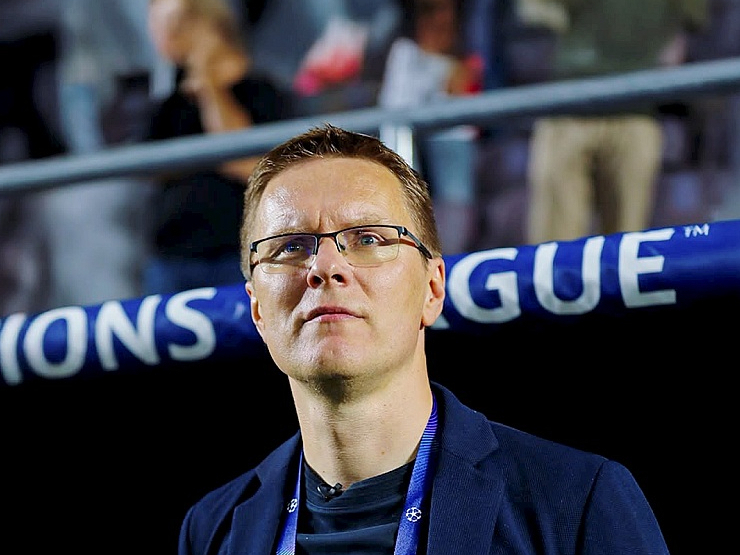Valds Dambrausks arvien palielina savu vērtību futbola tirgū.