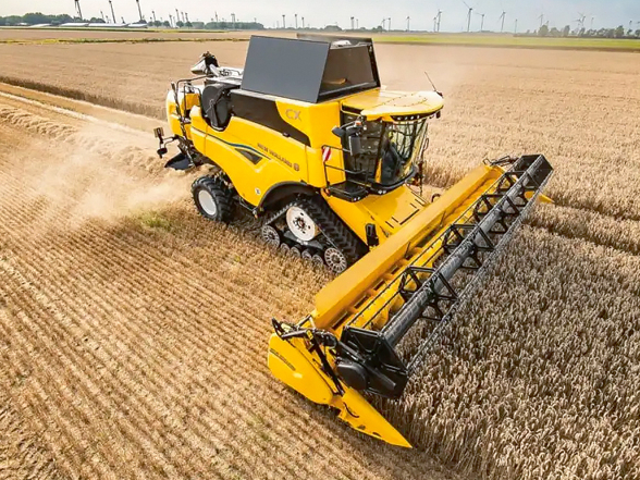 'New Holland CX PLMi' kombains.