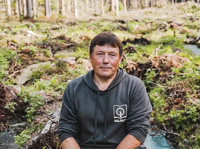 LVMI "Silava" izpilddirektors Jurģis Jansons: "Šobrīd pieaugums 20–35 gadus vecās mežaudzēs ir par trīsdesmit procentiem lielāks, nekā tas bija pirms divdesmit gadiem. Tam vajadzētu noturēties līdz galvenajai cirtei."