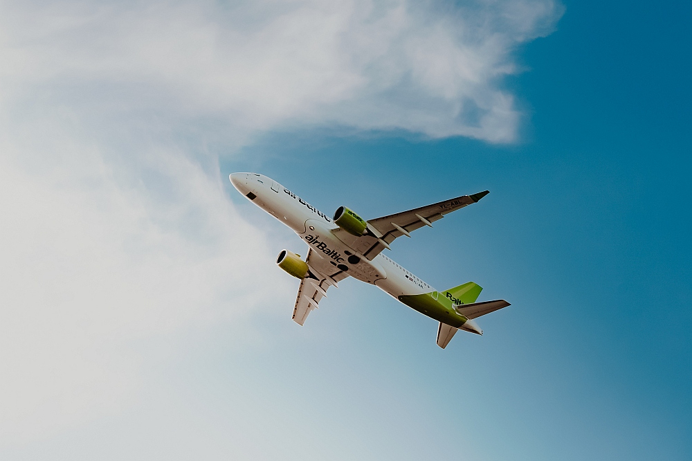 "Air Baltic" beidzot ķēries pie savu problēmu saknes – ārkārtīgi smagās un ilgtermiņā neizturamās parādu nastas.
