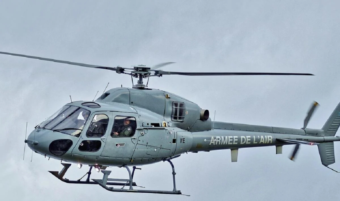 Krievijas fregate atradās starptautiskajos ūdeņos pie Gedseras, kad izšāva signālraķetes pret Dānijas helikopteru "Fennec", kas tobrīd veica fotografēšanu.