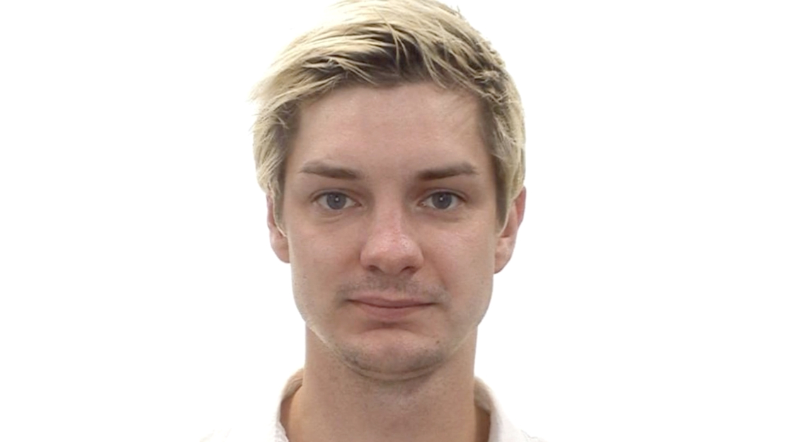 Deju pasniedzējs Artūrs.