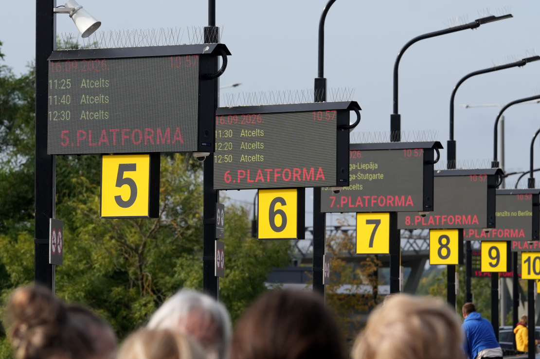 Latvijas Pasažieru pārvadātāju asociācijas organizētā protesta akcija, kuras laikā netiek izpildīti plānotie autobusu reisi Rīgas starptautiskajā autoostā.