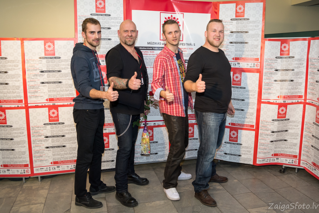 Grupa "Jauda" un Jānis Bukums.