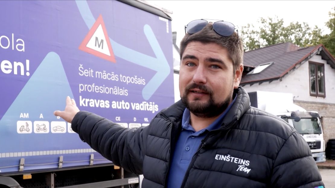 Agris Rubins-Kļavinskis, braukšanas instruktors.