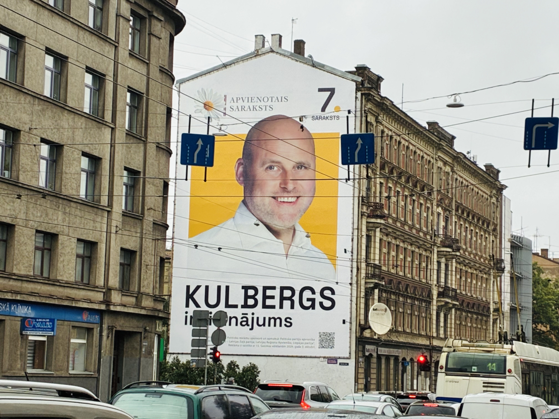 Kulbergs, ir risinājums. Politiskā reklāma Rīgā.
