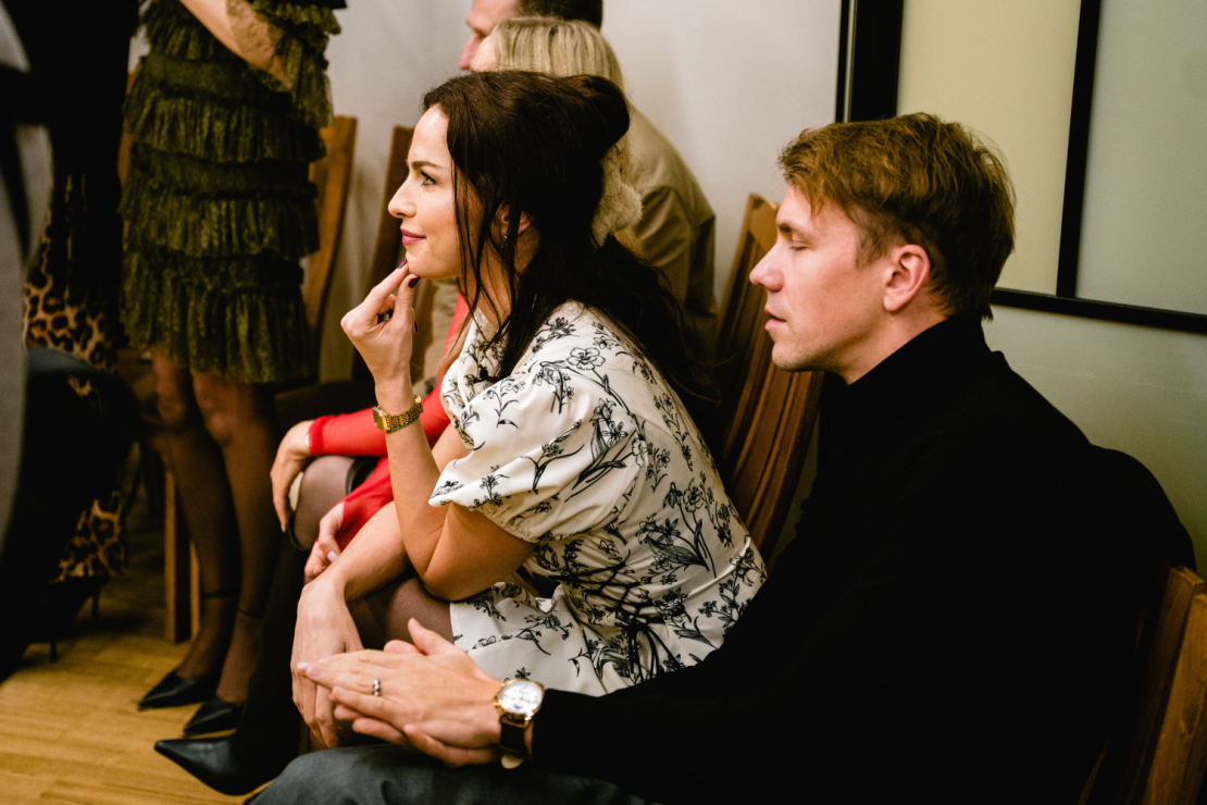 Lelde Dreimane autorvakara "Pilnīgi atklāti" pirmizrādē kultūras centrā "Ulbrokas Pērle".