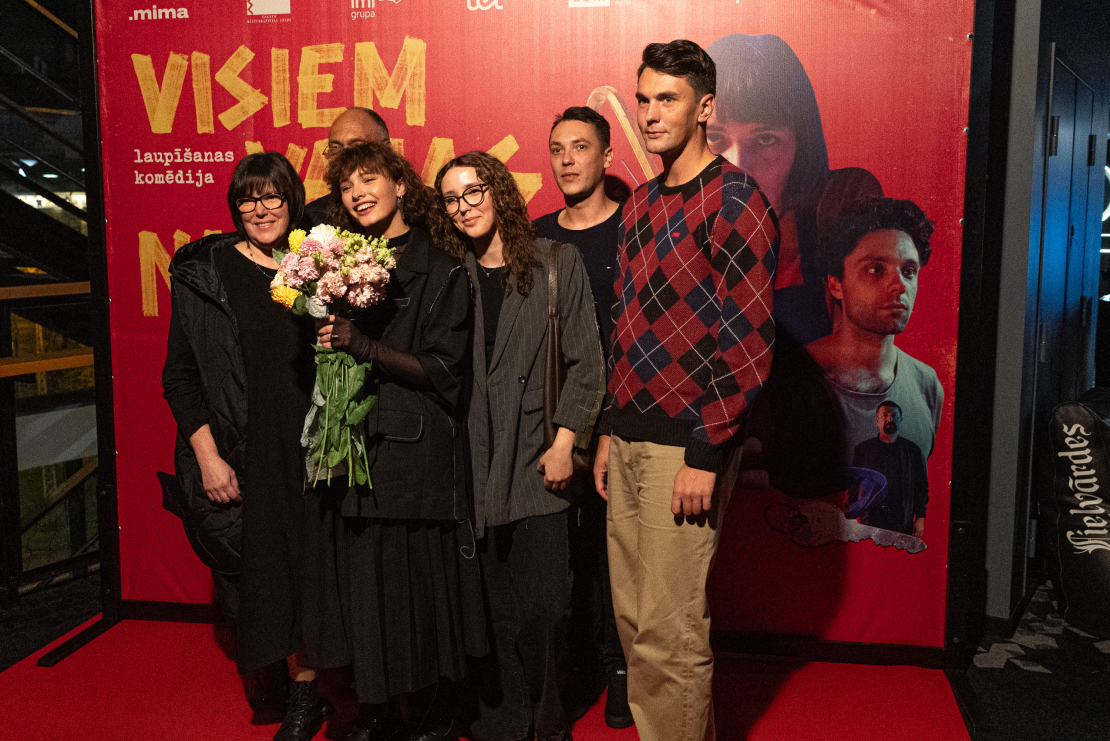 Filmas "Visiem vajag naudu" pirmizrāde kinoteātrī "Forum Cinemas" Rīgā.