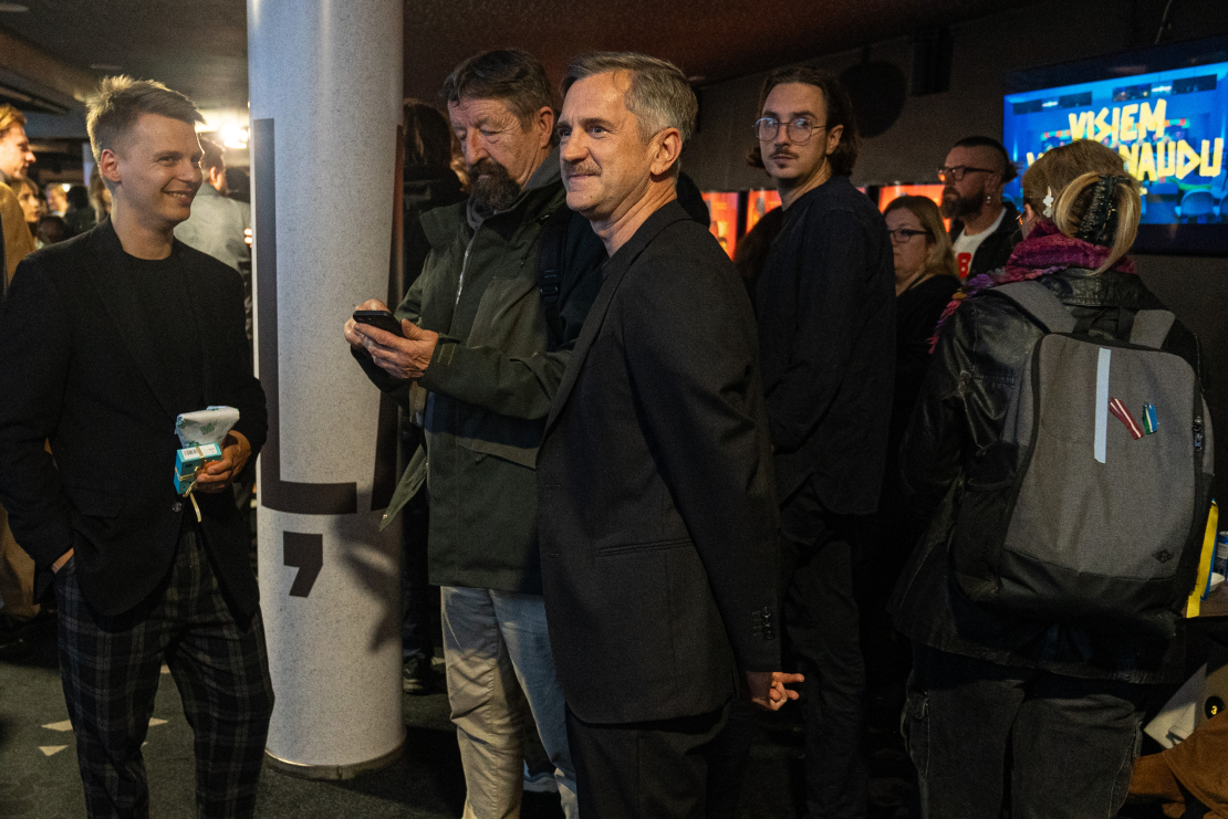 Filmas "Visiem vajag naudu" pirmizrāde kinoteātrī "Forum Cinemas" Rīgā.
