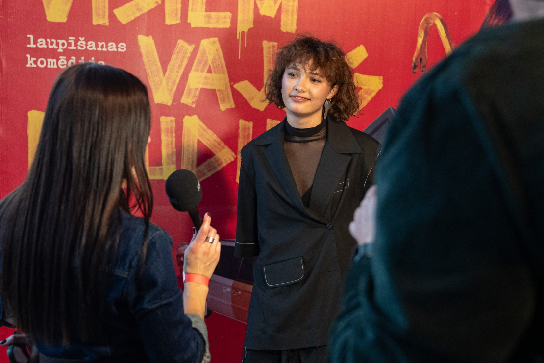 Filmas "Visiem vajag naudu" pirmizrāde kinoteātrī "Forum Cinemas" Rīgā.