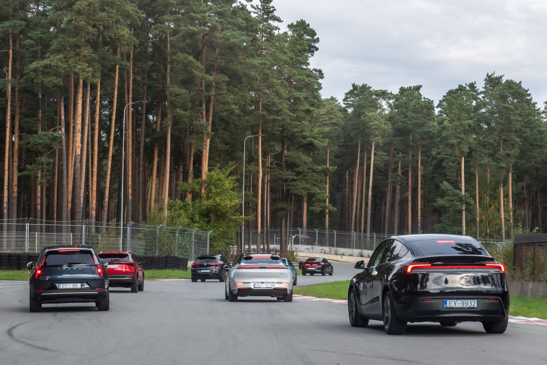 Konkursa "Latvijas e-Auto 2026/27" žūrijas padziļinātie testa braucieni.