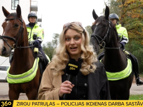 Zirgu patruļa.