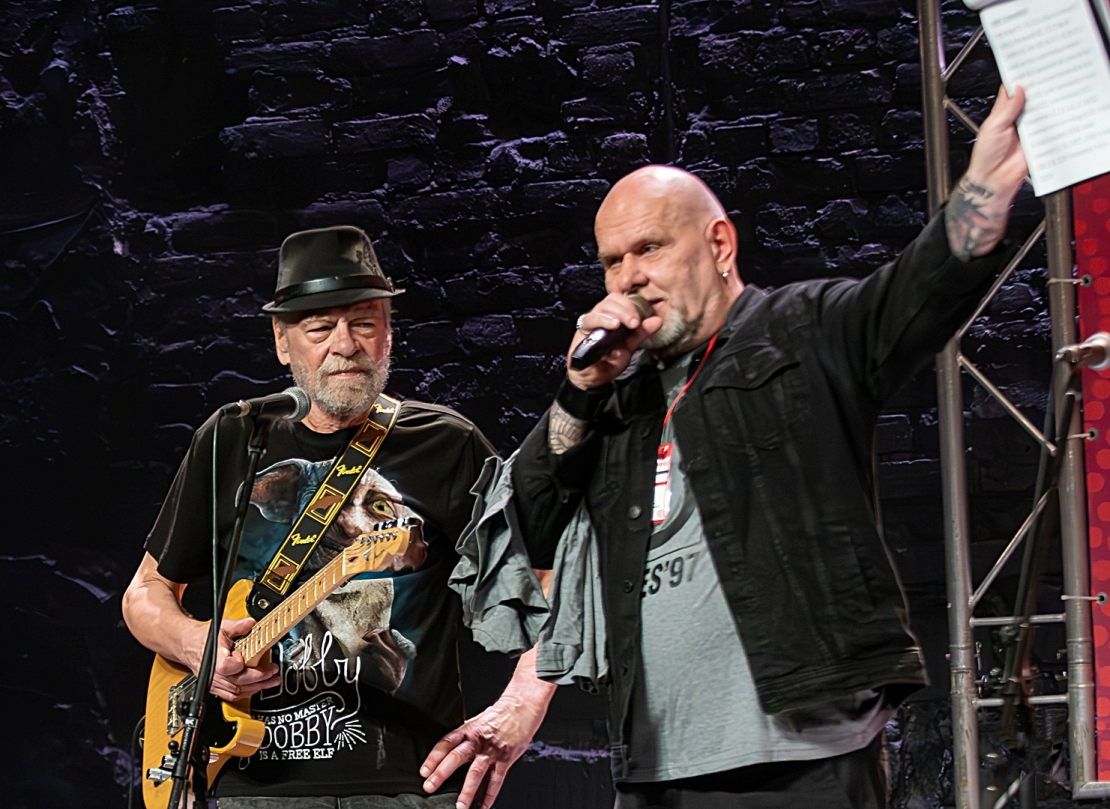 Vanadziņu Trio.