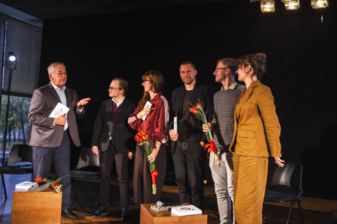 Laikmetīgās latviešu dramaturģijas krājuma "5* dramaturģija" atvēršanas svētki Dailes teātrī.