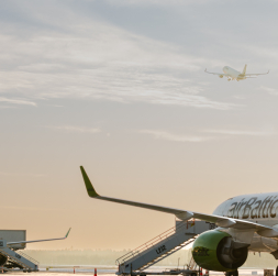 Rīgas lidosta. "airBaltic". 