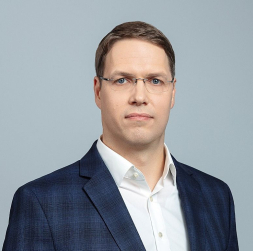 AS "Augstsprieduma tīkls" valdes loceklis Gatis Junghāns: "Augstā no atjaunīgajiem energoresursiem saražotās elektroenerģijas īpatsvara dēļ Baltijas reģions periodiski diennakts gaišajā laikā kļuva par elektroenerģijas eksportētāju nogādājot elektroenerģiju uz Skandināvijas valstīm un Poliju." AS "Augstsprieduma tīkls" valdes loceklis Gatis Junghāns: "Augstā no atjaunīgajiem energoresursiem saražotās elektroenerģijas īpatsvara dēļ Baltijas reģions periodiski diennakts gaišajā laikā kļuva par elektroenerģijas eksportētāju nogādājot elektroenerģiju uz Skandināvijas valstīm un Poliju."