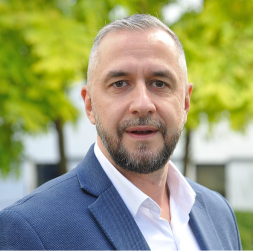 "Helmes Latvia" valdes priekšsēdētājs Viesturs Bulāns: "Valsts pārvaldē IT iepirkumi bieži vien vērsti uz konkrētas naudas summas apgūšanu, nevis procesu uzlabošanu vai, kā mēs sakām, biznesa vērtības radīšanu."