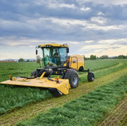 'New Holland Speedrower 1' pļāvējs. 