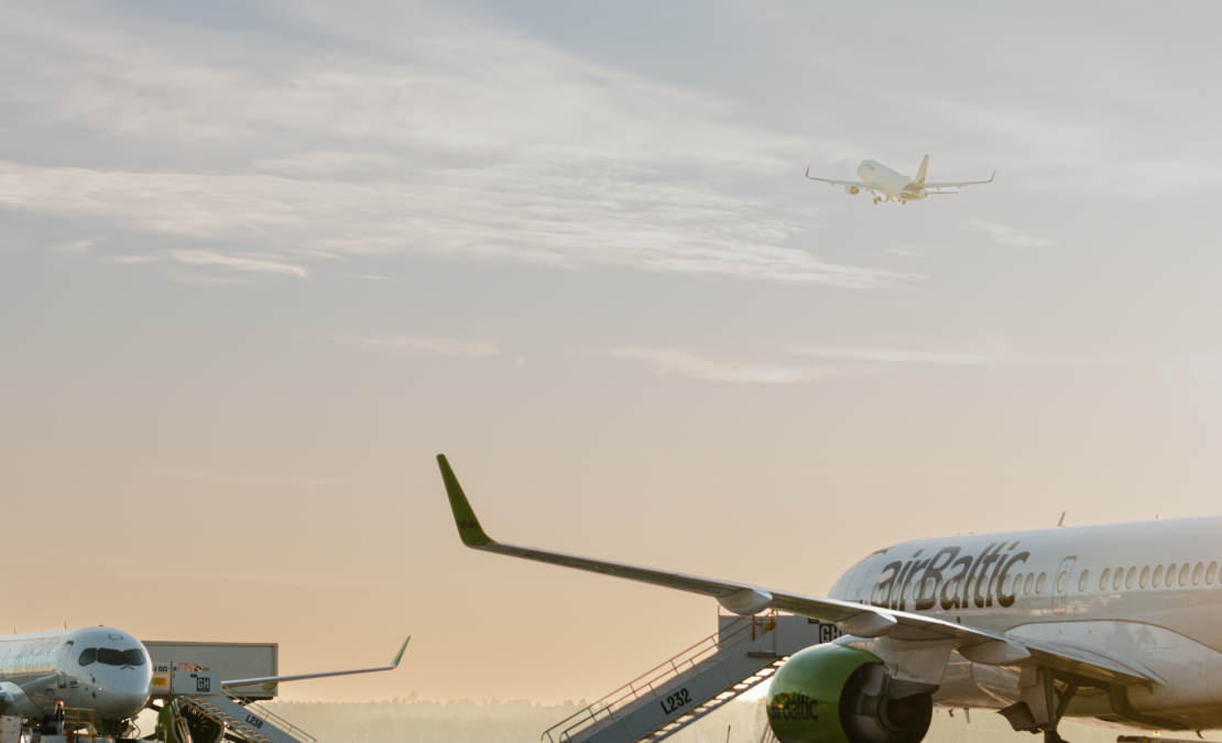 Rīgas lidosta. "airBaltic". 