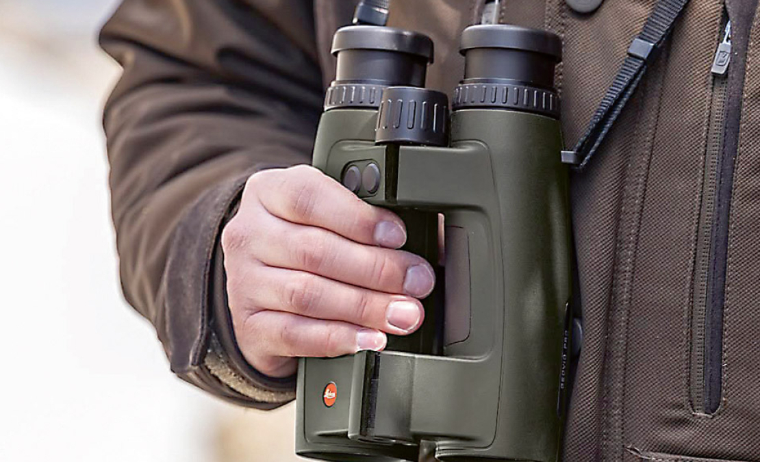 Leica Geovid Pro 10x42 tagad olīvzaļā krāsā.