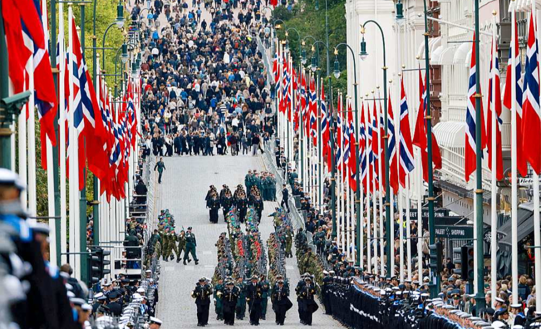 Atvadu ceremonija no Norvēģijas karaļa Haralda V.