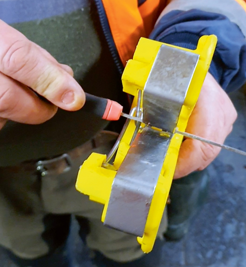 "Sharp’Easy" nažu asināmais