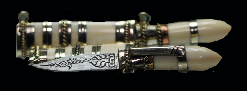 Taizemes stila eksorcista nazis no ziloņkaula.