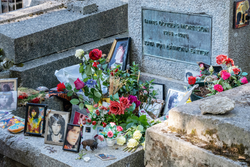 Džima Morisona kapavieta Perlašēzas kapsētā Parīzē.