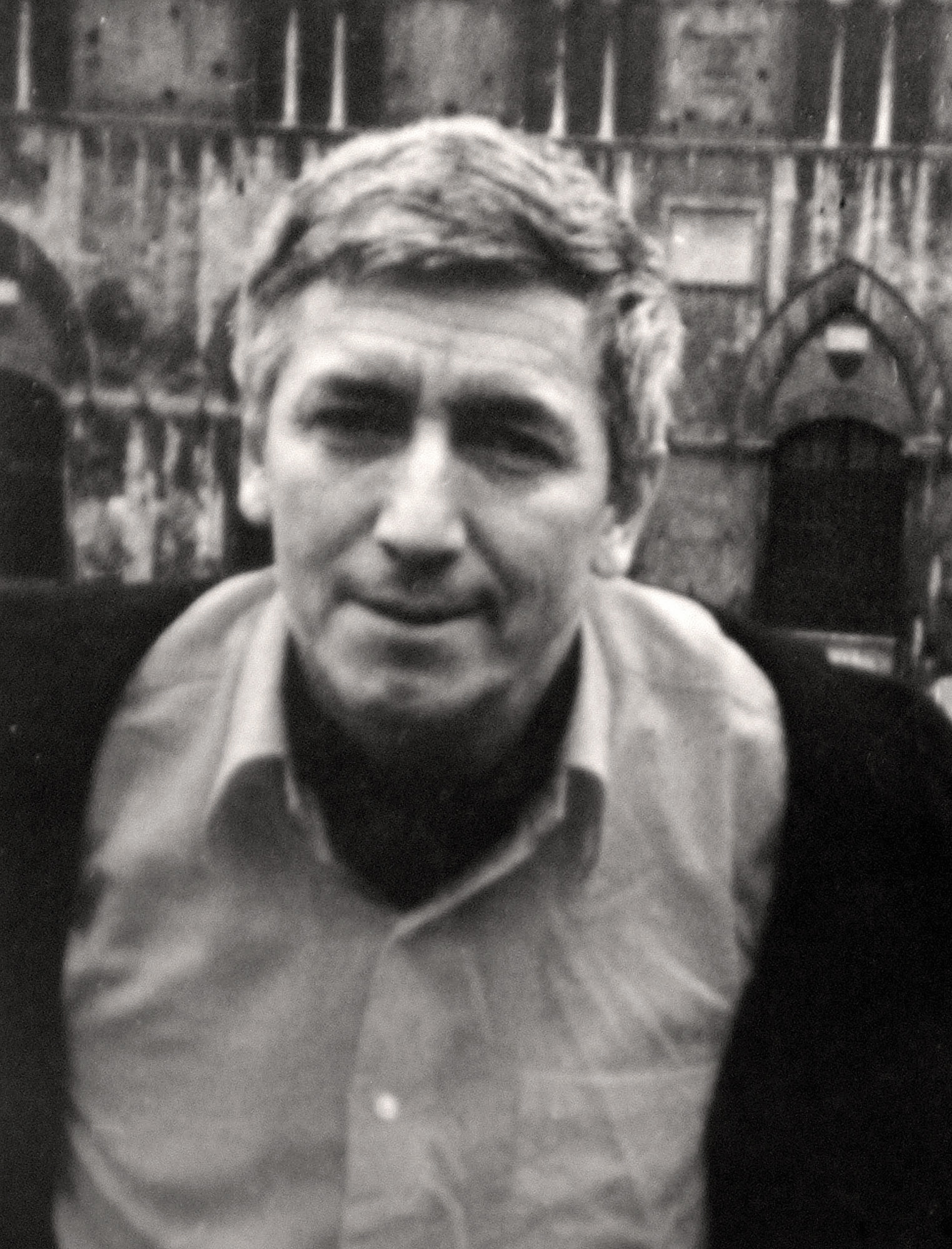 1978. gadā Londonā ar saindēta lietussarga palīdzību nogalināja bulgāru žurnālistu un disidentu Georgiju Markovu.