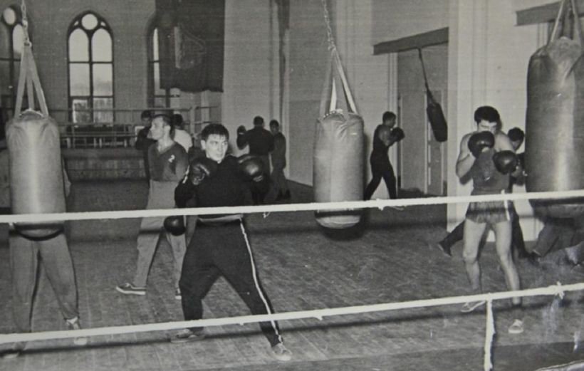 Boksa skolas traumu baznīcas ēka ir pārsāpējusi, taču problēma – ko darīt ar pavisam tukšām vai pustukšām sakrālajām celtnēm – globālā mērogā ir aktuāla visām konfesijām.