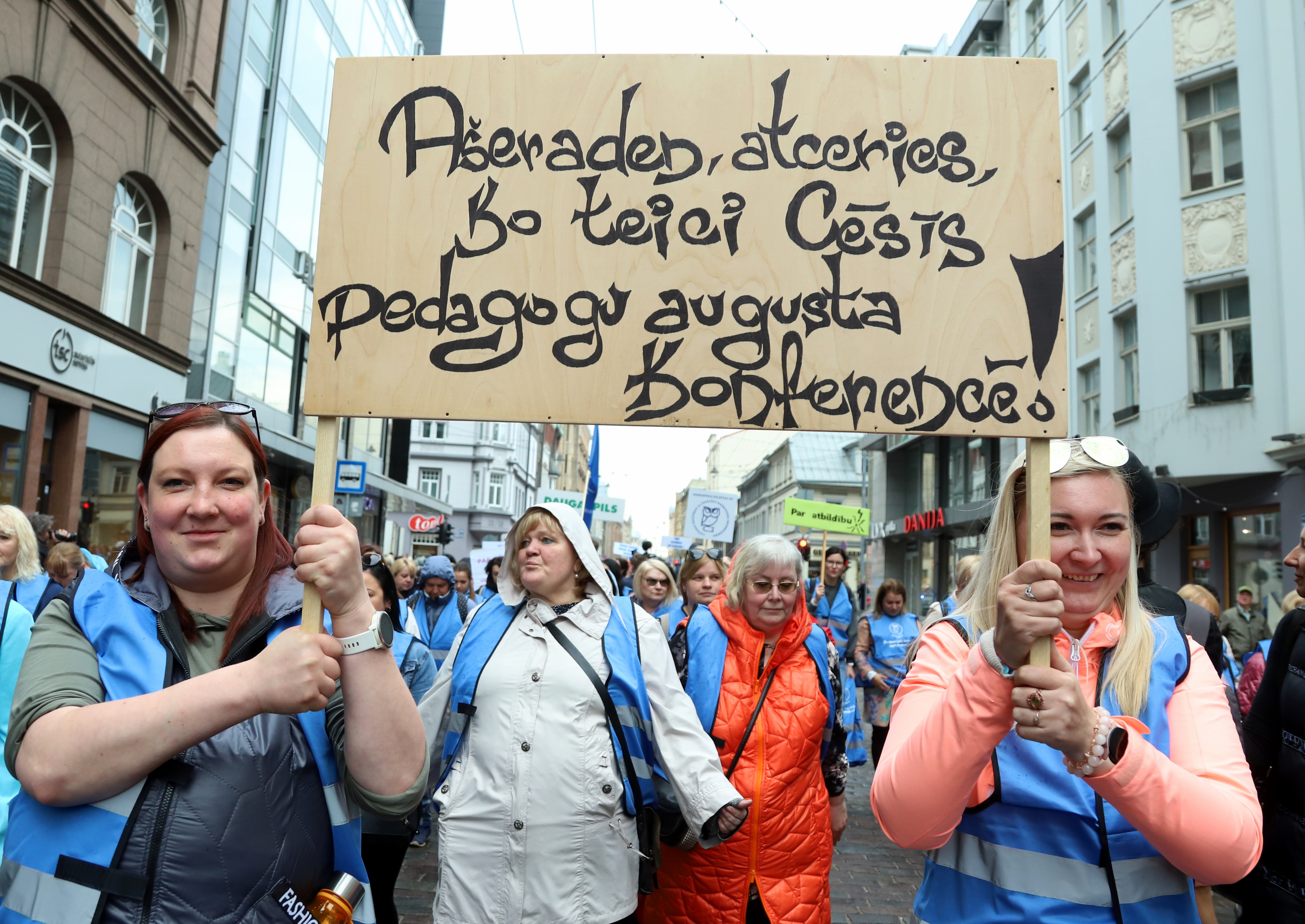 LIZDA rīkotais protesta gājiens.