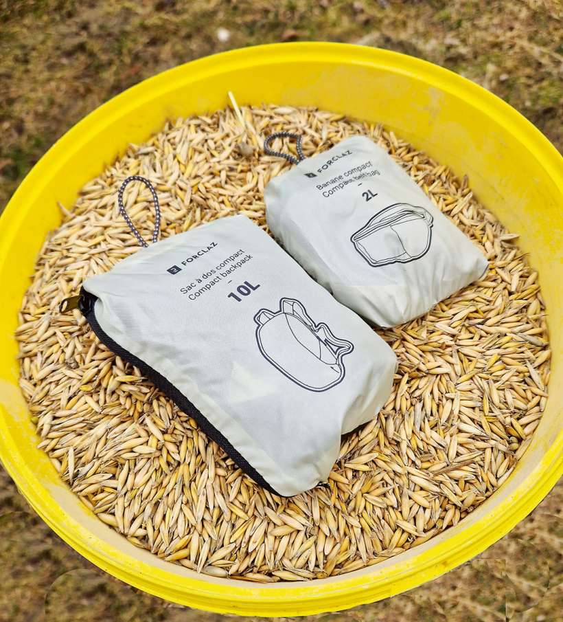 Somiņu pildījumam izmantoju auzu graudus.