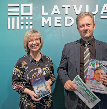 AS "Latvijas Mediji" valdes priekšsēdētājs Guntars Kļavinskis un "Latvijas Grāmatas" un "Globusa A" uzņēmumu valdes locekle un "Latvijas Mediju" valdes locekle Evija Veide: "Bez konkurences grāmatu izdošanas un tirdzniecības tirgū pastāv arī visu lielo tirgus dalībnieku partnerība. Mūsu visu mērķis ir uzturēt un attīstīt drukātās produkcijas patēriņu un sabiedrības vēlmi lasīt."