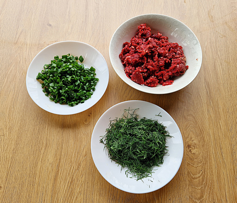 Kebaba sastāvdaļas.