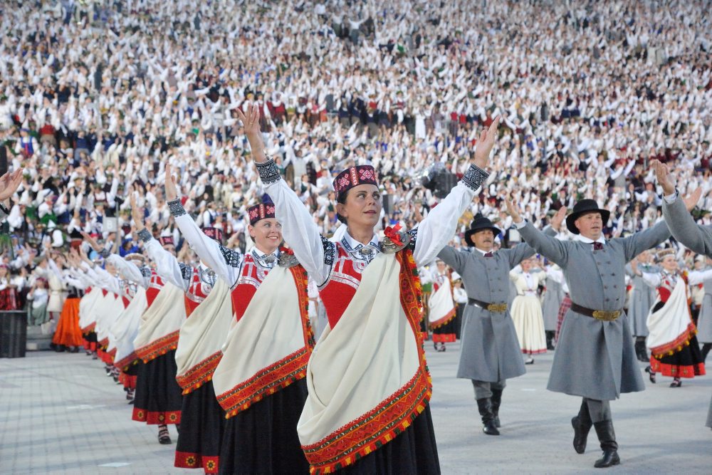 Dziesmu un deju svētku noslēguma koncerts "Kopā augšup". 
