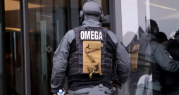 Valsts policijas pretterorisma vienības "Omega" pārstāvis.