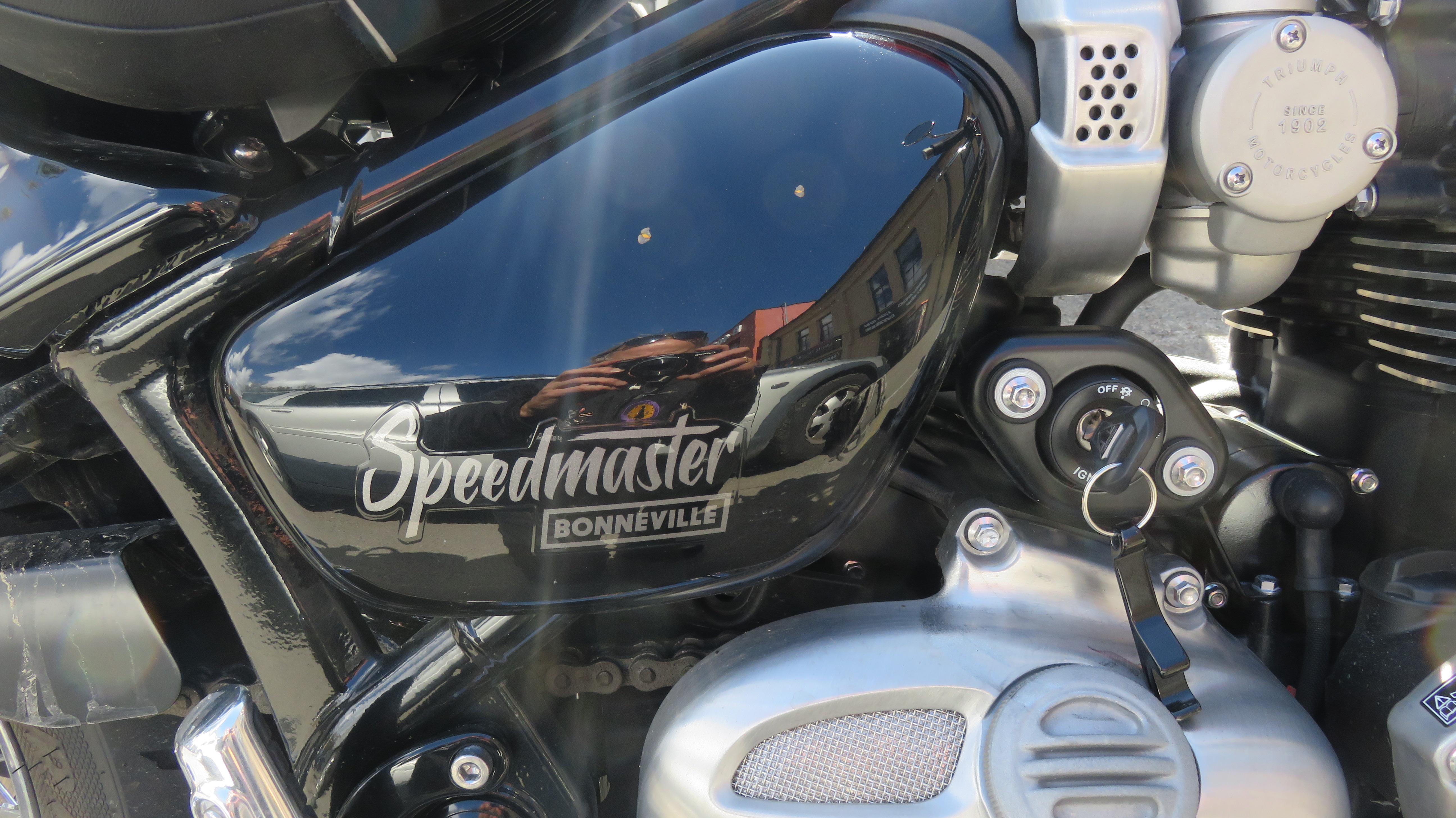 "Triumph Bonneville Speedmaster 1200".