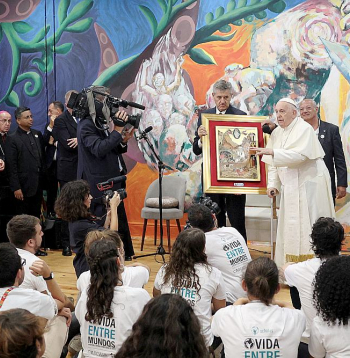 Pāvests Francisks katoļu Pasaules jaunatnes dienās Portugālē. Francisks izteicies, ka no Portugāles atgriezīsies "atjaunots".