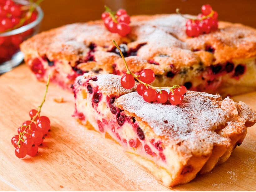 Jāņogu un vaniļas tarte.