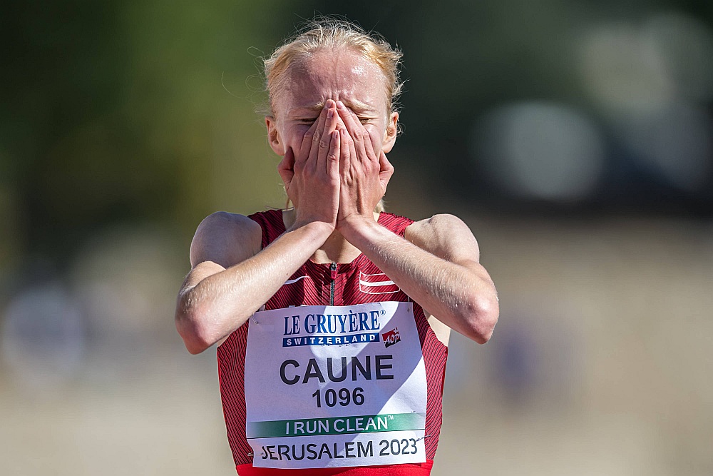 Agate Caune Eiropas U-20 vieglatlētikas čempionātā ļoti pārliecinoši triumfēja 3000 un 5000 metru distancē.