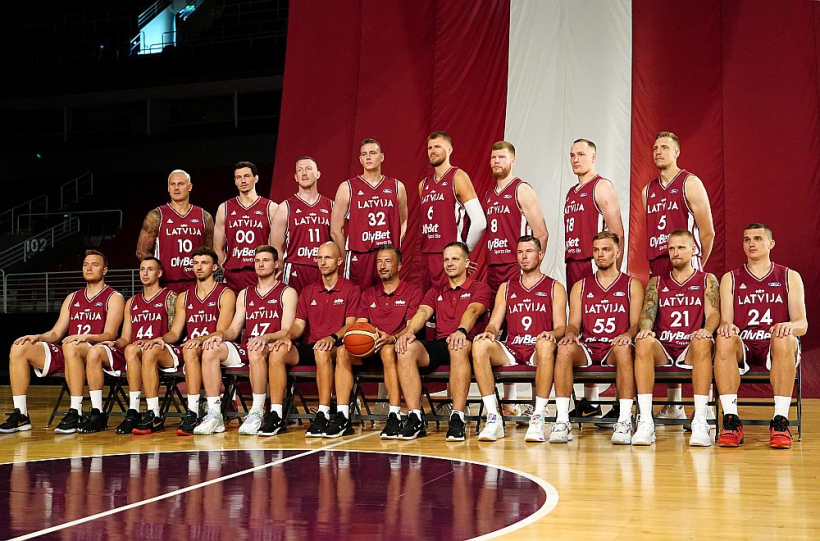 Latvijas basketbola izlases spēks slēpjas komandas spēlē.
