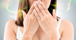 Ja halitozes cēlonis ir mutes dobuma vai citu orgānu saslimšana, jādodas pie ārsta un tā jāārstē.